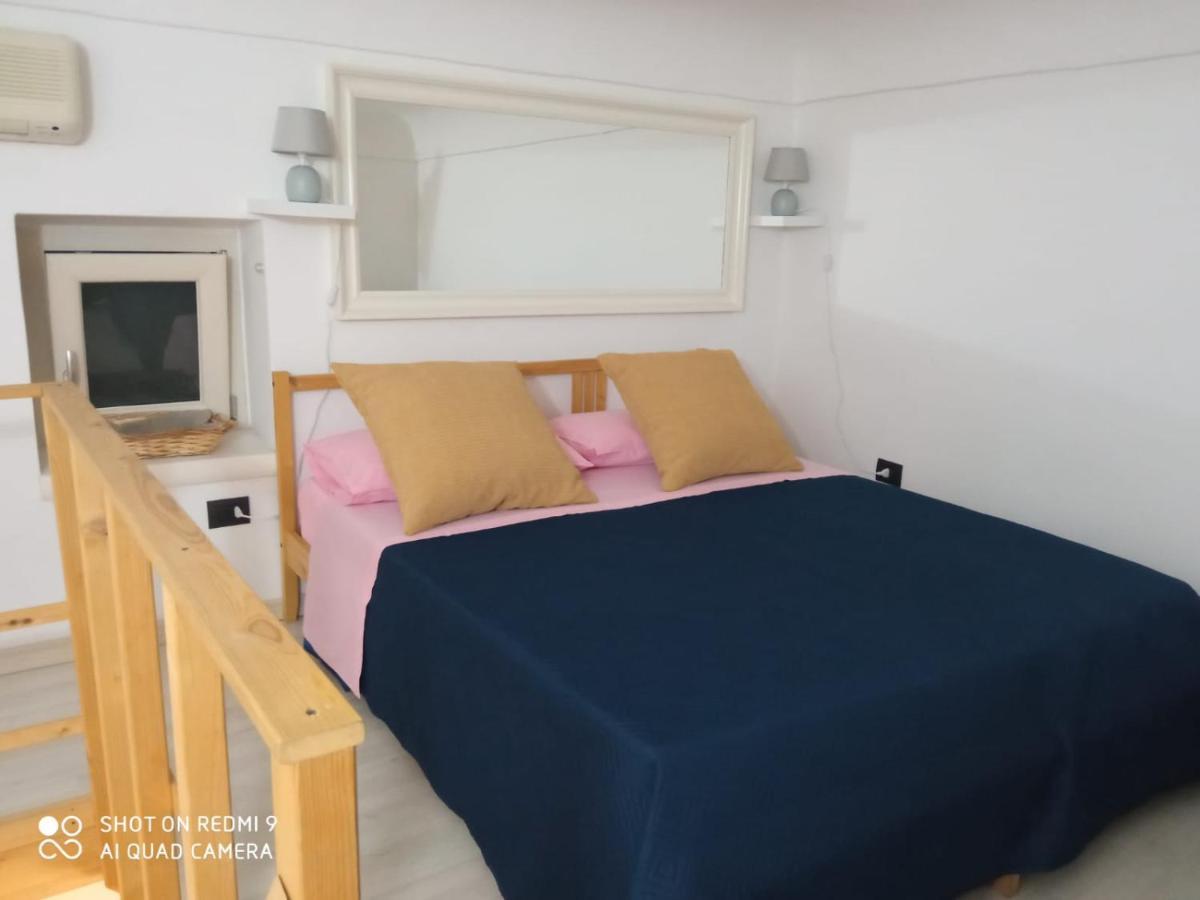 Monolocale Porta Napoli Apartment Brindisi Bagian luar foto